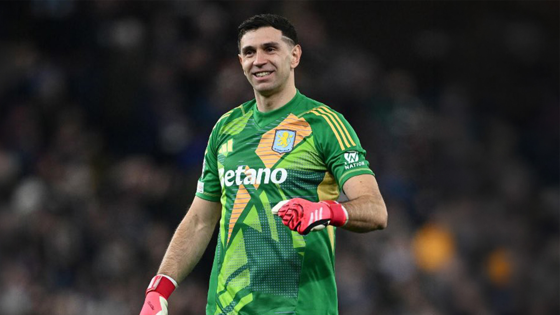 Emiliano Martinez playing for Aston Villa
