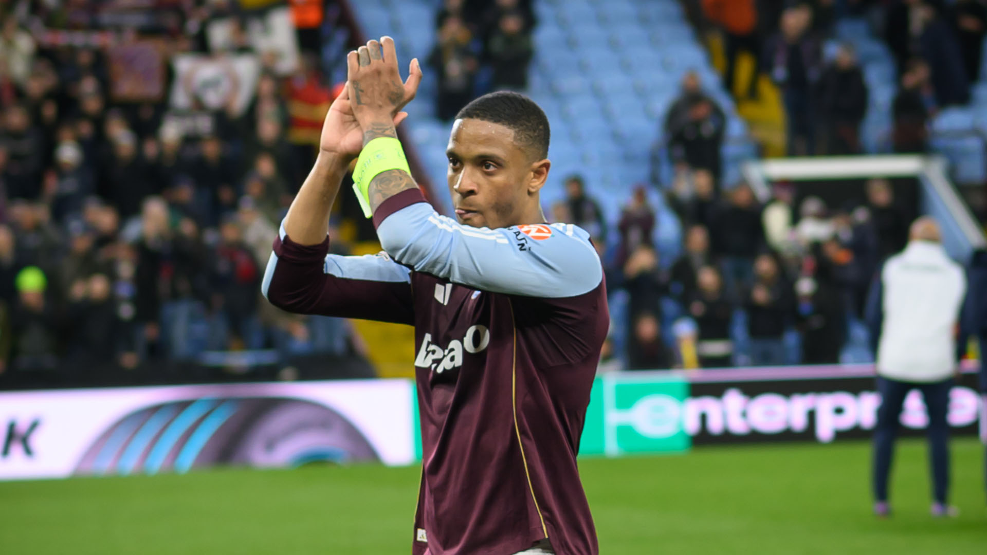 Ezri Konsa playing for Aston Villa