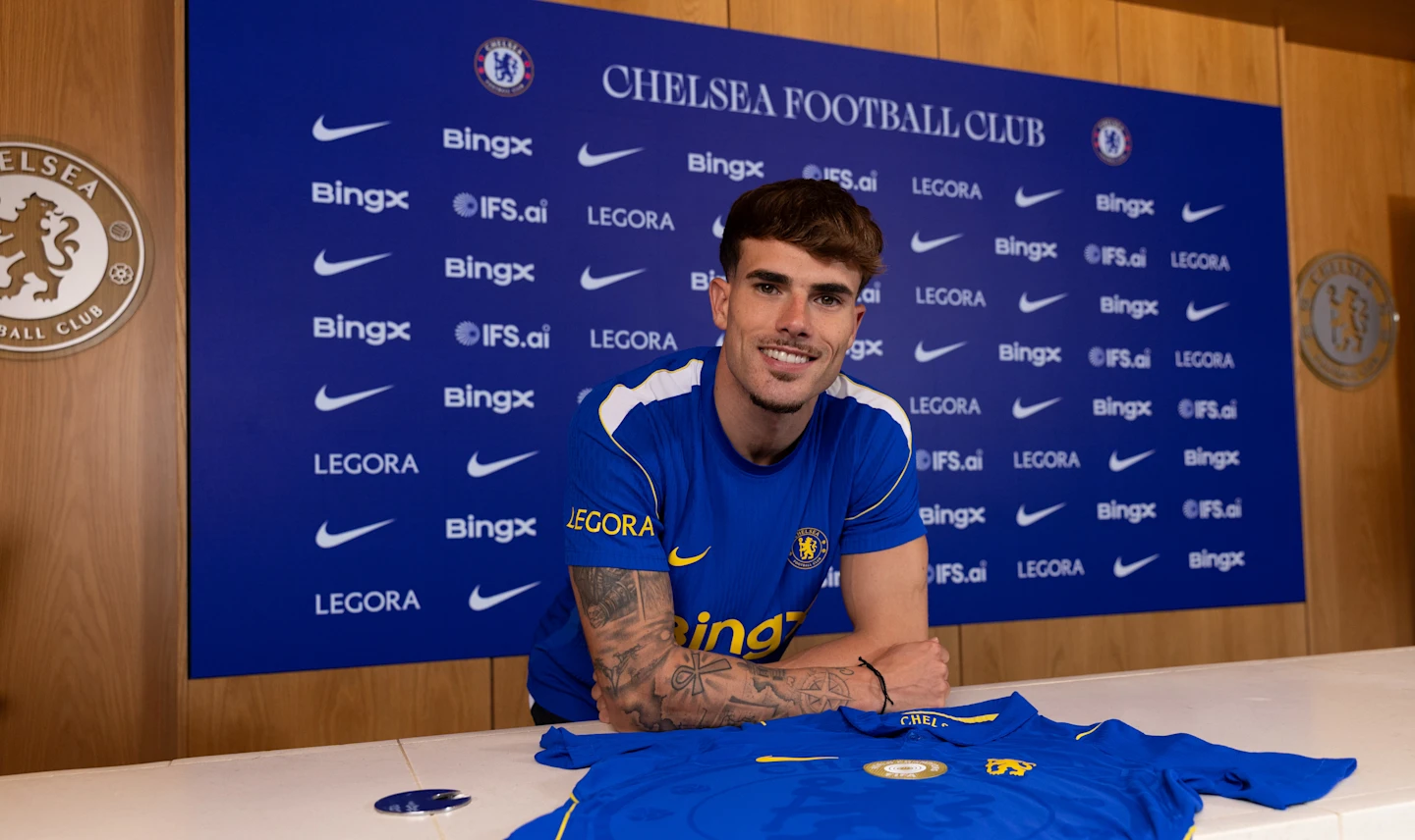 Chelsea confirm signing of defender Pep Chavarria
