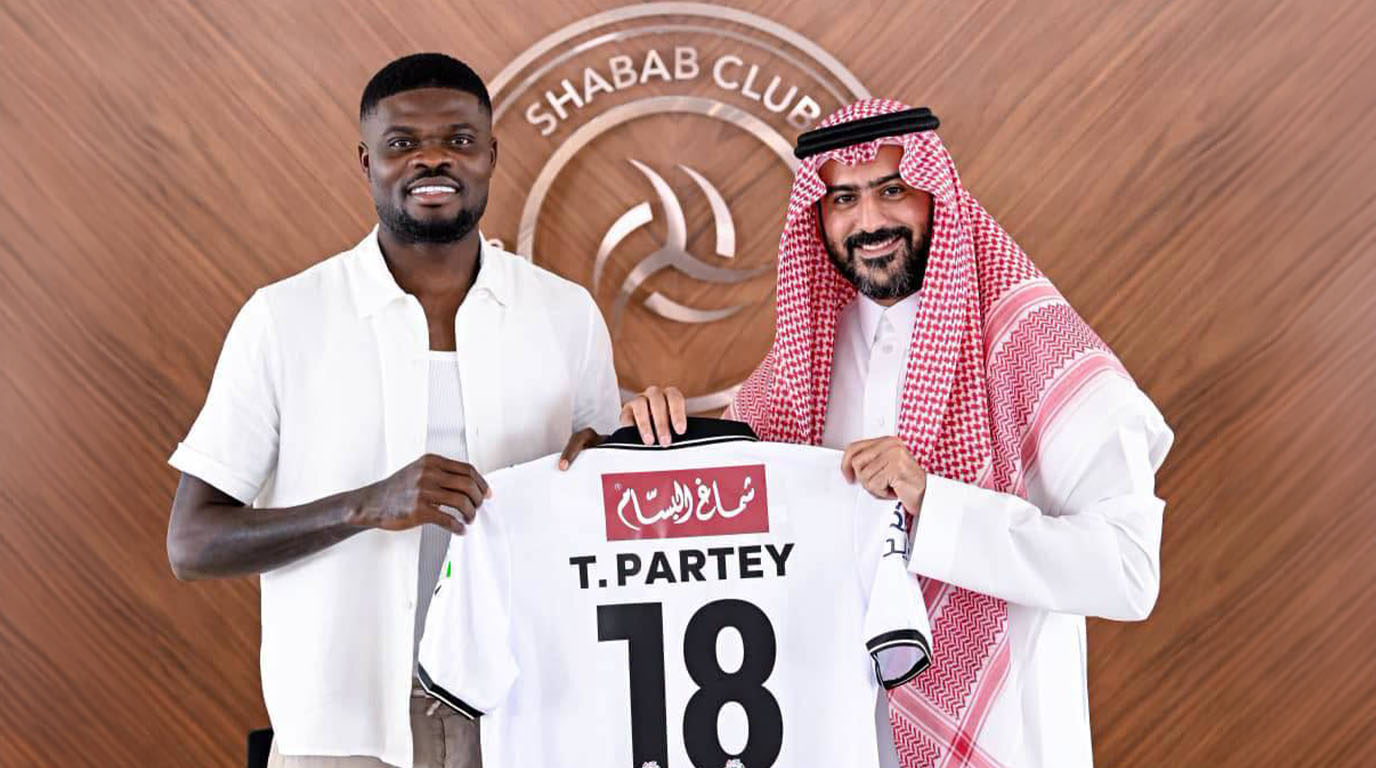 Thomas Partey playing for Ghana